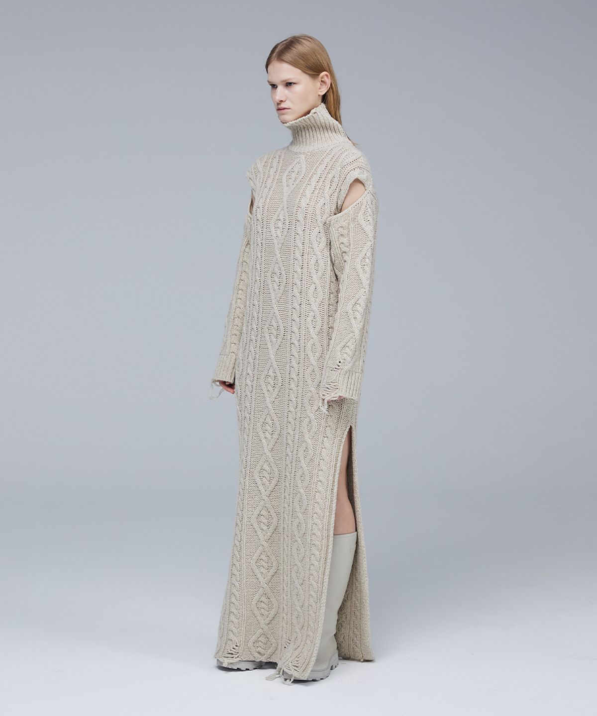 므아므(MMAM) Cable destroyed knit dress