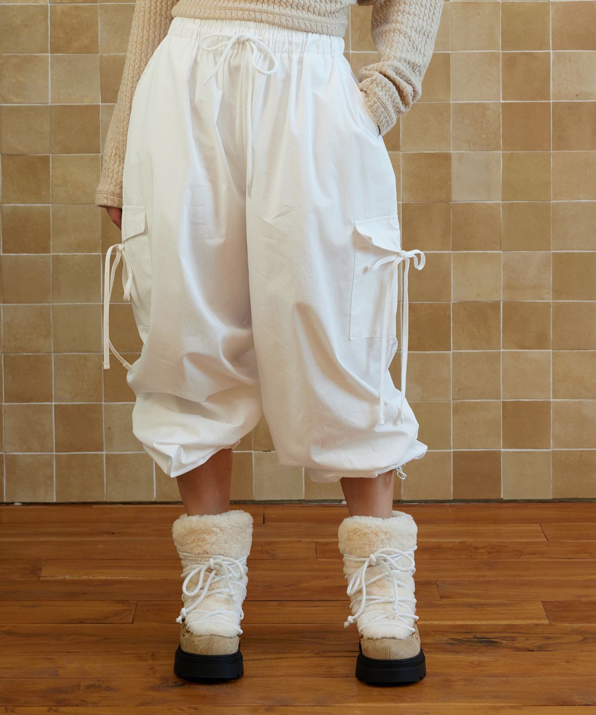 세스띠(CESTI) 어반 코지 퍼 워커부츠 (BEIGE)