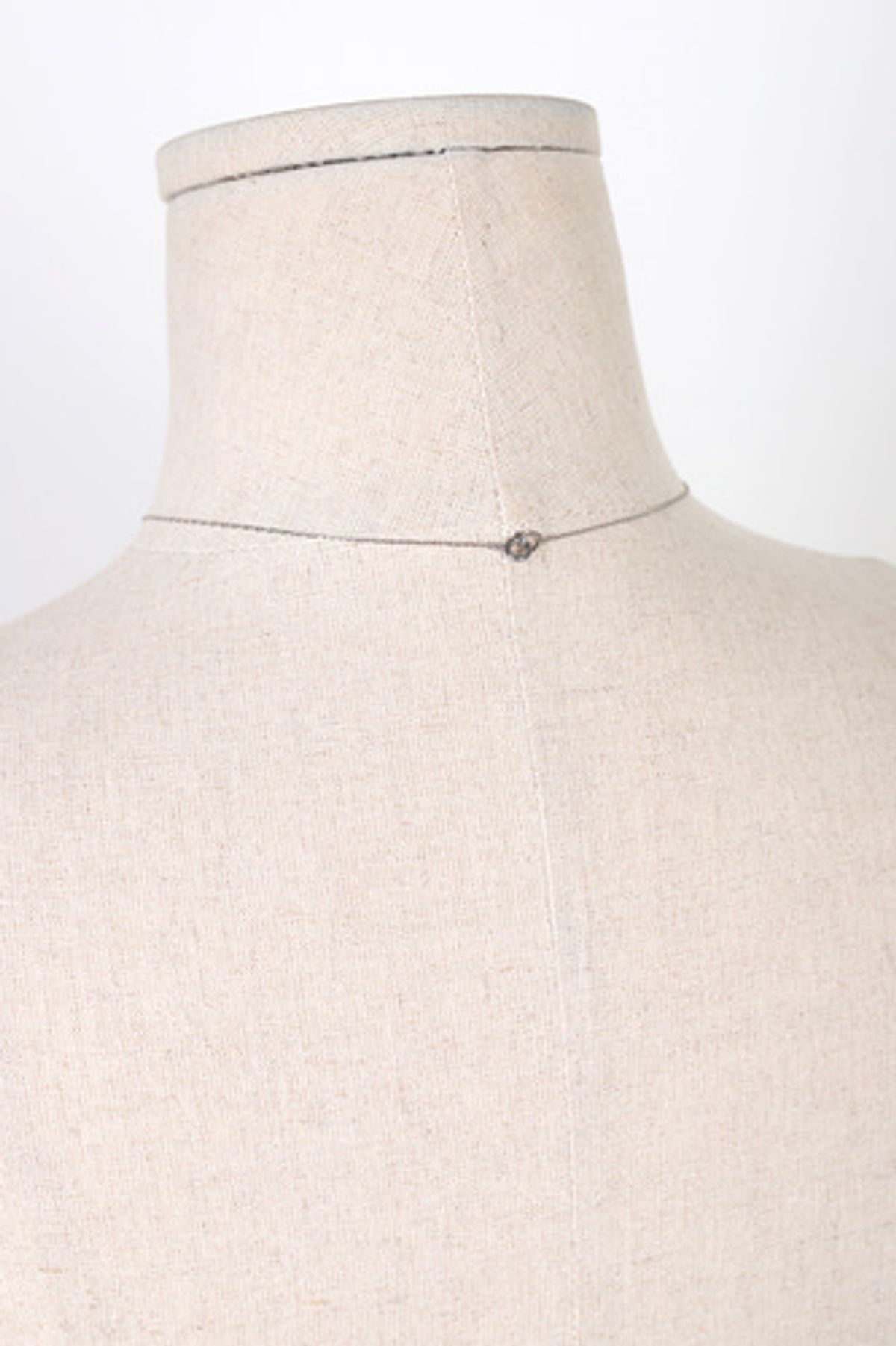 모드곤(MODGONE) 실버톤 블루그레이 담수진주 목걸이 Silvertone Bluegray Fresh Water Pearl Necklace
