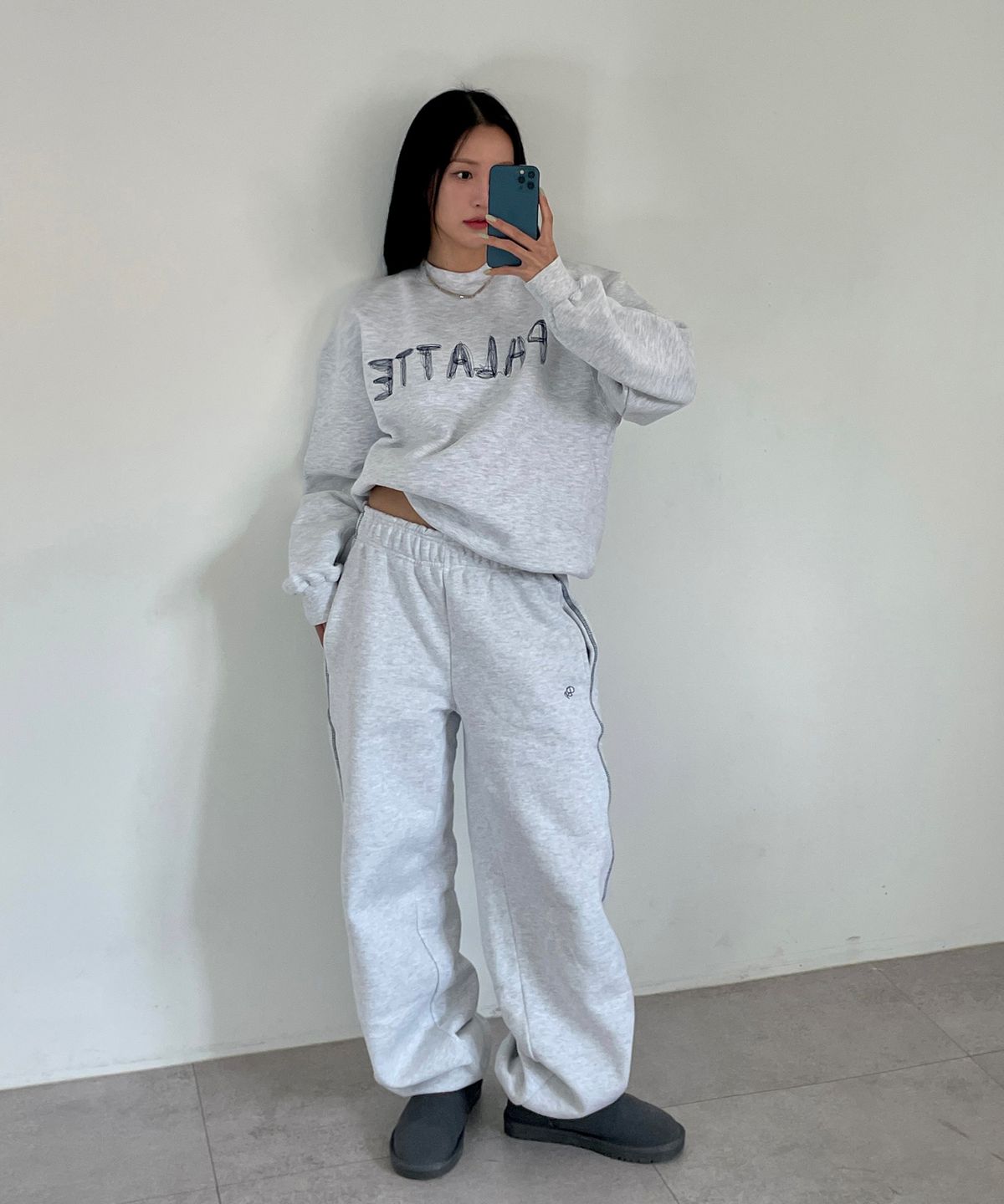 보나츠 팔레트(BONATSPALETTE) BP 러닝 스티치 스웻 셔츠_WHITE MELANGE