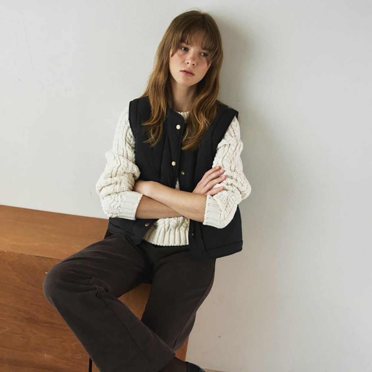 노우드(NOEUD) Reversible padded vest (Navy)