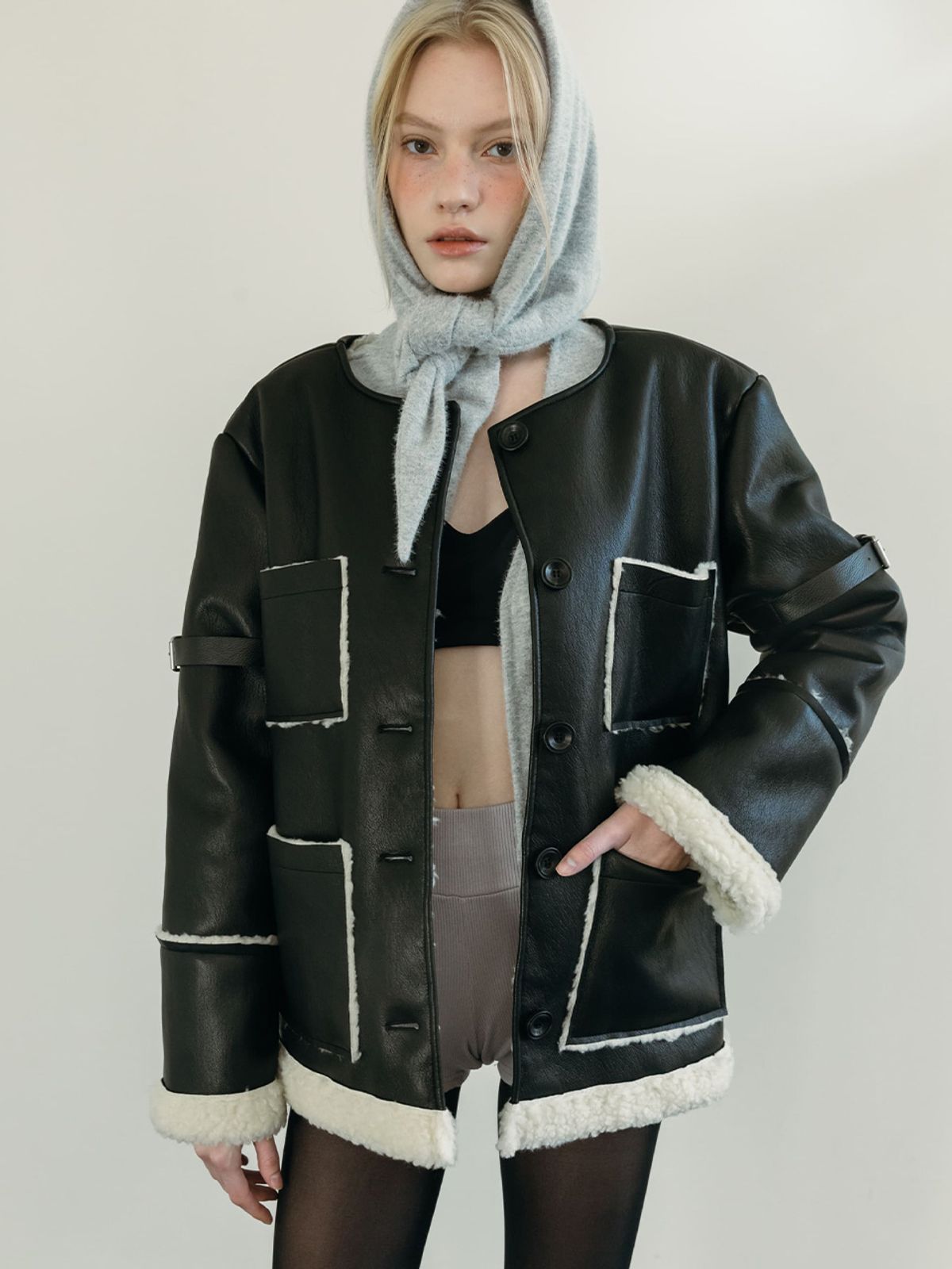 모이페어(MOIFAIRE) BELTED POCKET MUSTANG JACKET / BLACK