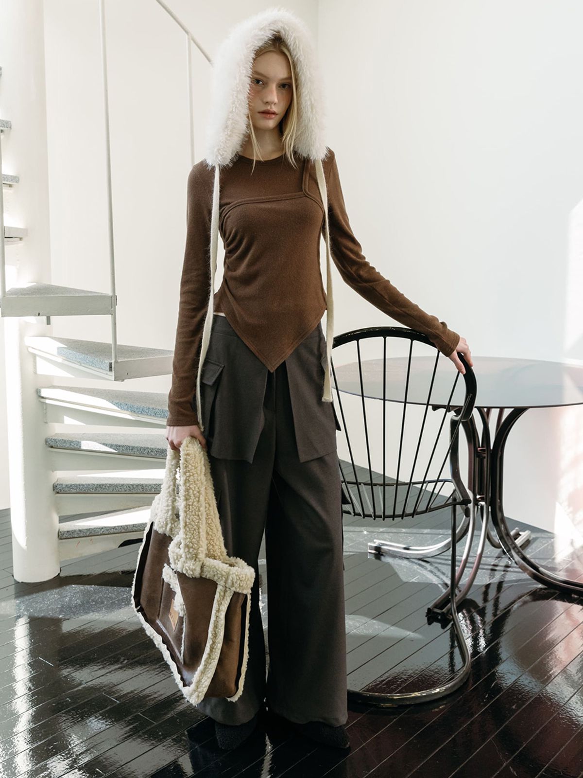 모이페어(MOIFAIRE) WOOL POCKET LAYERED PANTS / CHARCOAL