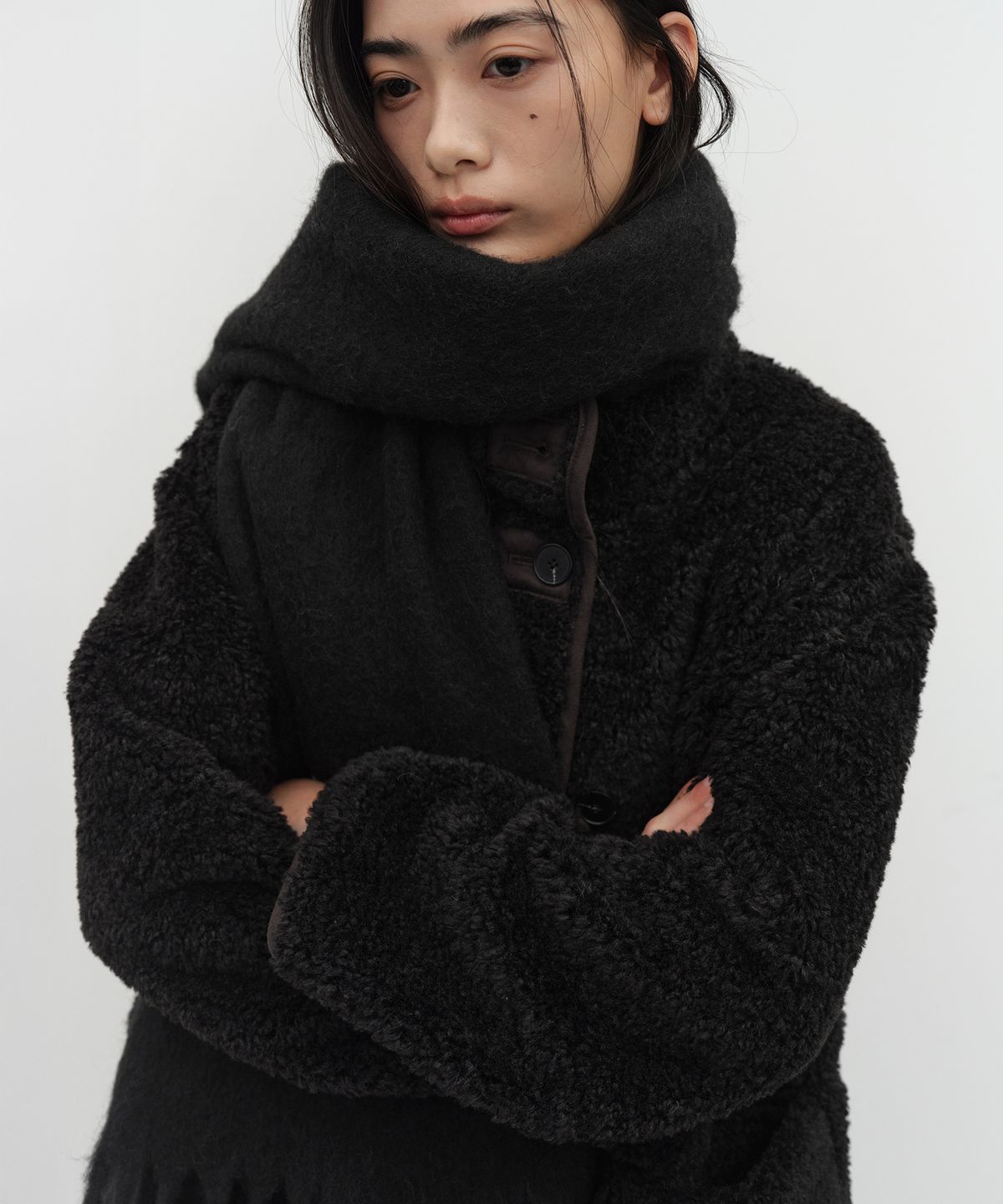 로우타이드(LOW TIDE) LOWTIDE BIG LABEL MUFFLER [BLACK]