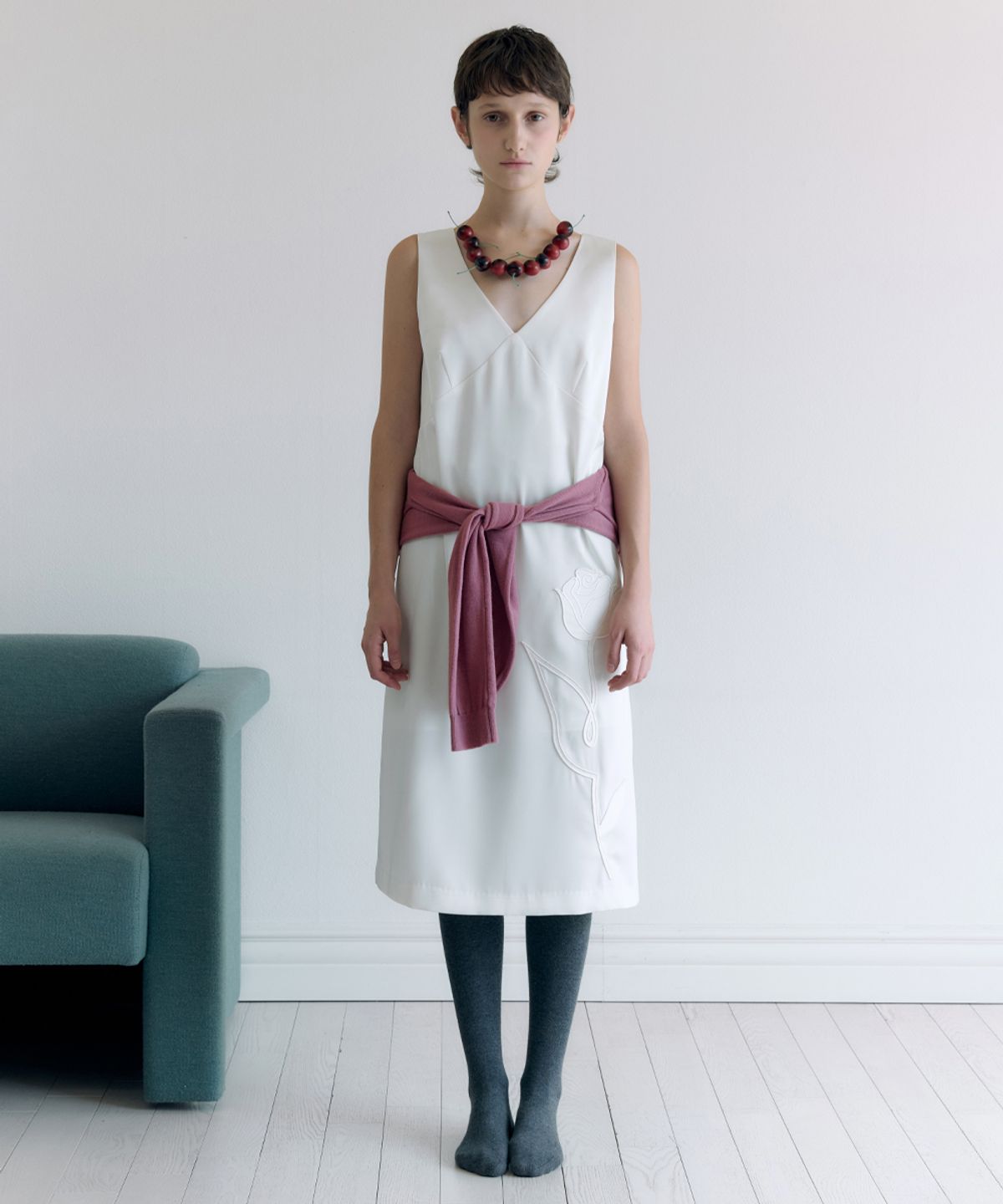 시눈(SINOON) V-Neck Rose Dress (Cream)