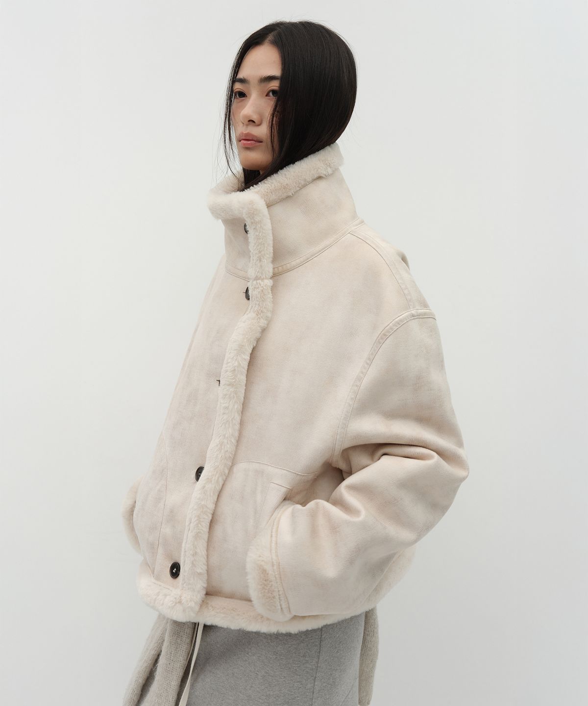 로우타이드(LOW TIDE) REVERSIBLE MUSTANG [BEIGE]