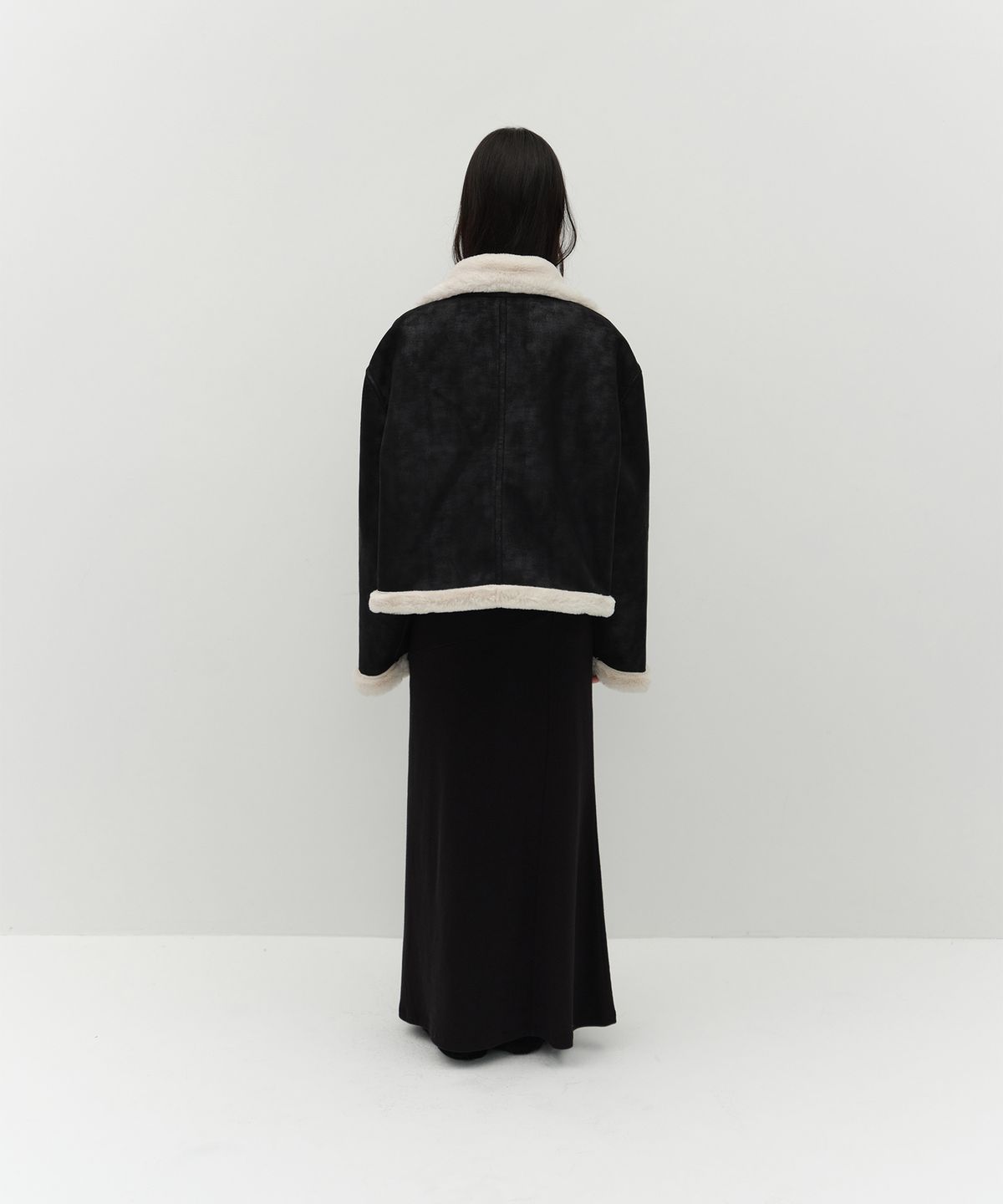 로우타이드(LOW TIDE) REVERSIBLE MUSTANG [BLACK]