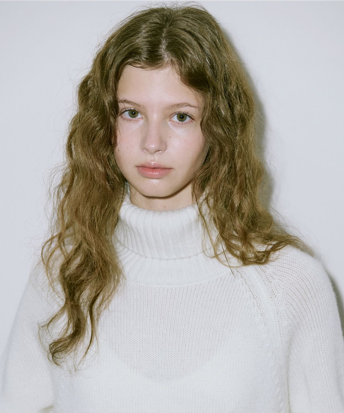 시눈(SINOON) Middle Turtleneck Knit (Cream)