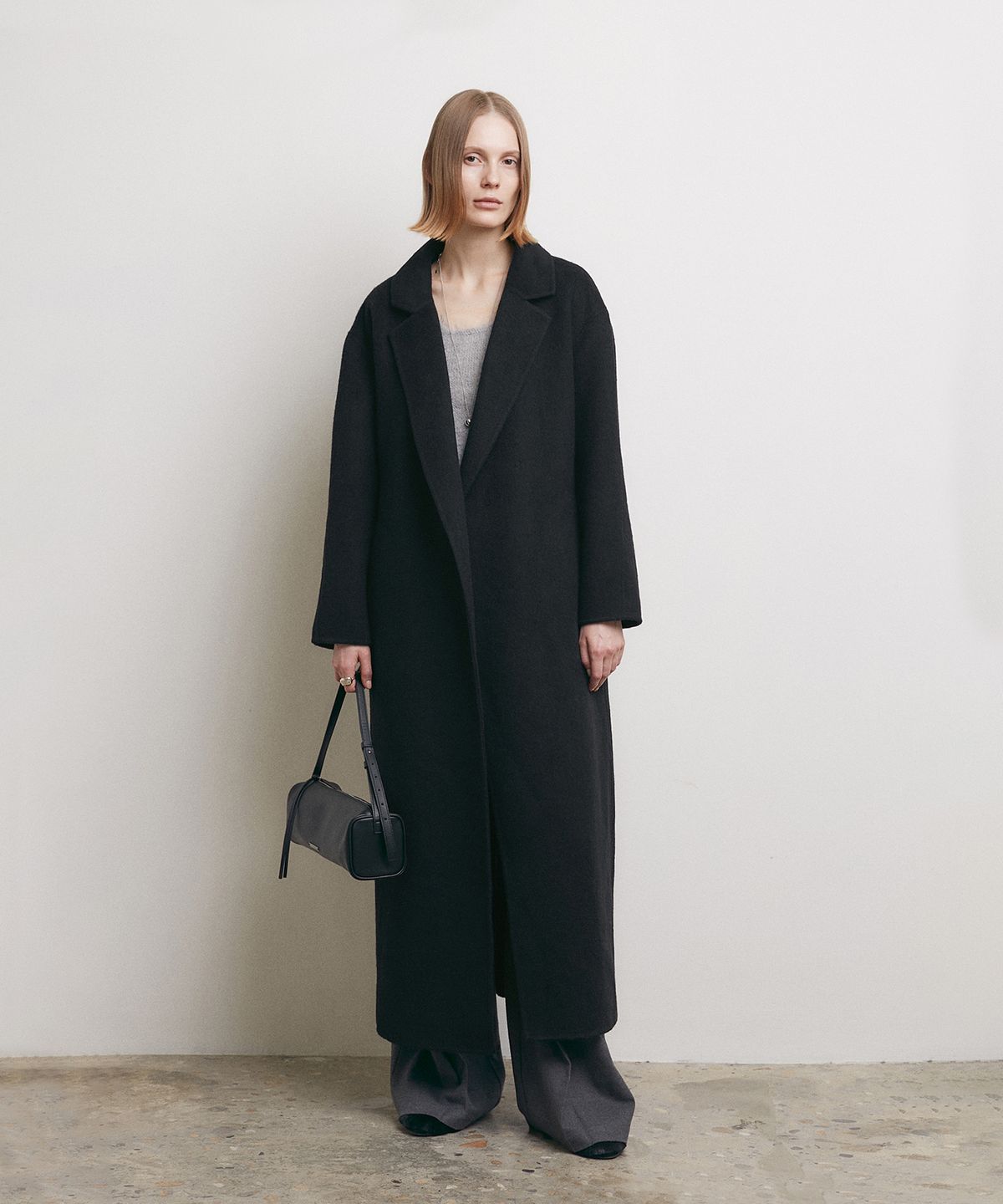 로우타이드(LOW TIDE) HANDMADE ROBE LONG COAT [BLACK]