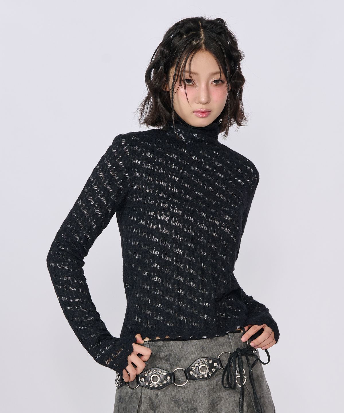 언유주얼 노말(UNUSUALNORMAL) RIBBON HIGH-NECK T-SHIRT_BLACK