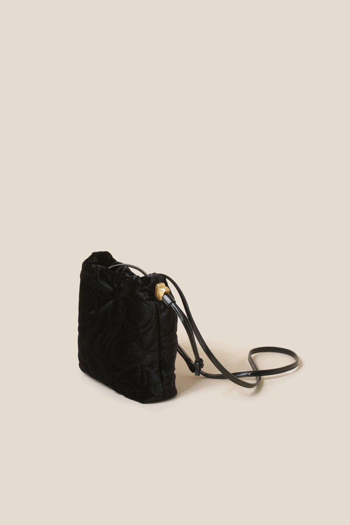 쿠론(COURONNE) Piloti Douce Cross 21 (Black)_RVBRX24642BKX