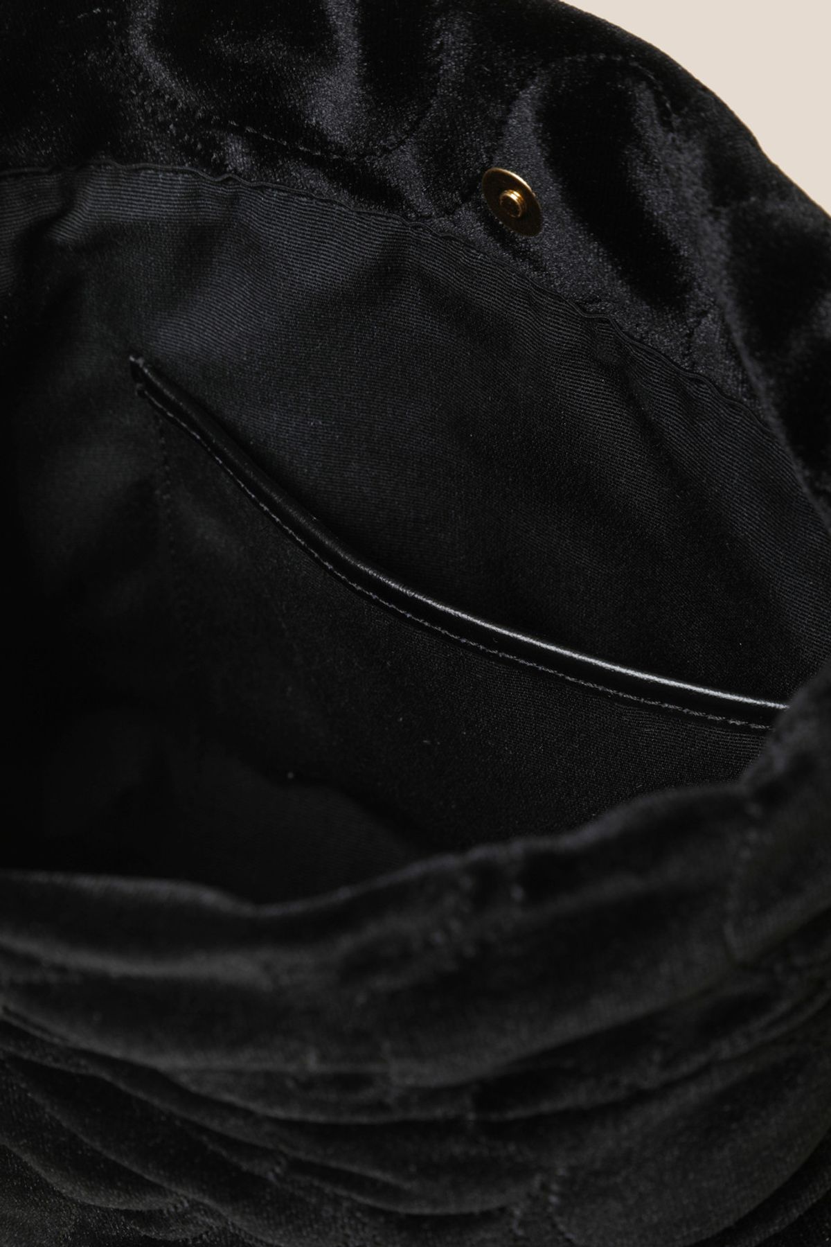 쿠론(COURONNE) Piloti Douce Cross 21 (Black)_RVBRX24642BKX