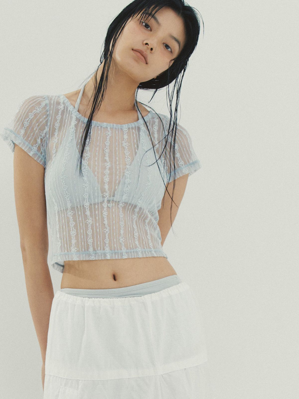 마딘(MADIN) 하트 레이스 하프슬리브 탑_스카이블루