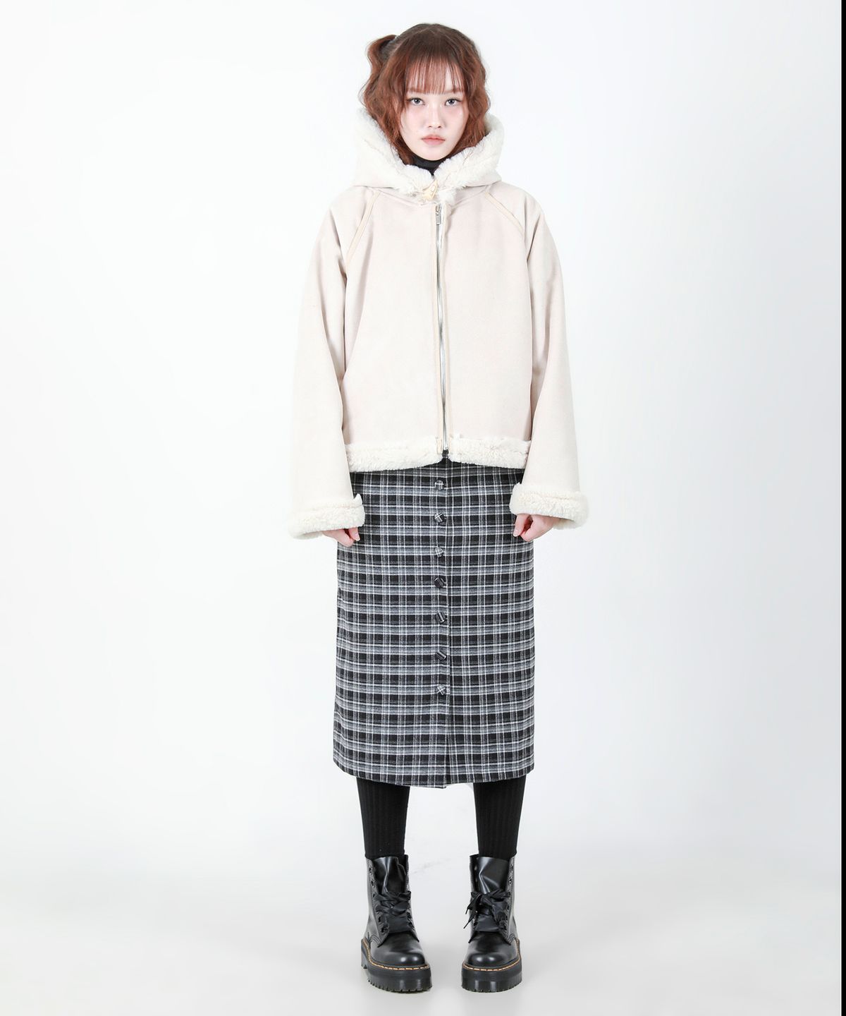 카타르시스(KATHARSIS) 후드 무스탕 아이보리 ONE SIZE