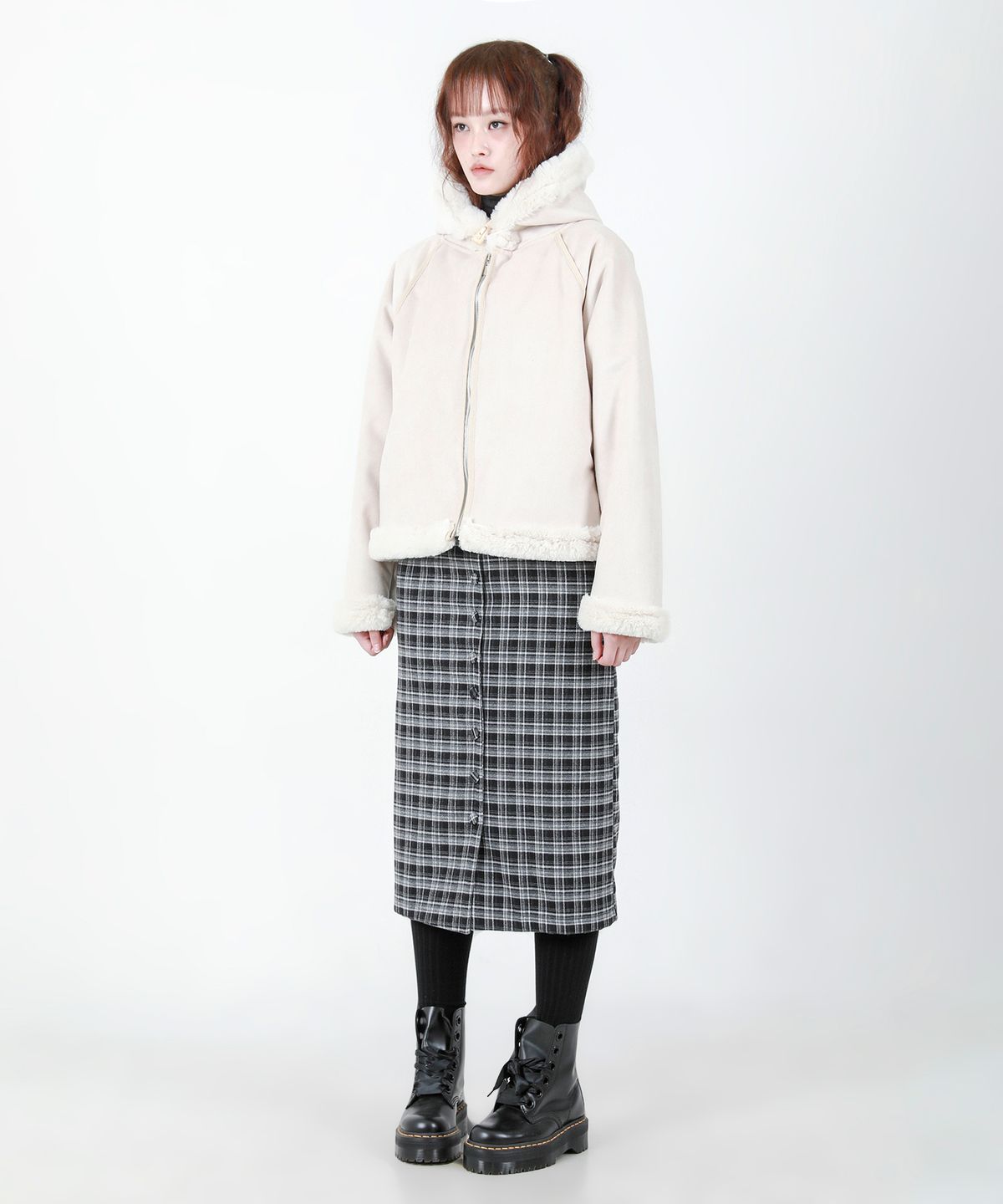 카타르시스(KATHARSIS) 후드 무스탕 아이보리 ONE SIZE
