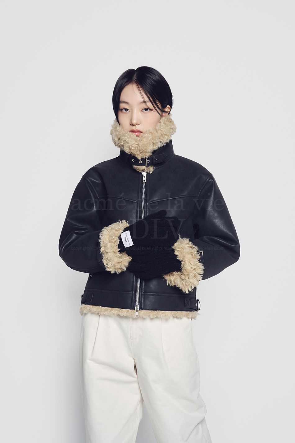 MUSINSA | acmé de la vie HIGHNECK VINTAGE CRACK VEGAN LEATHER CROP