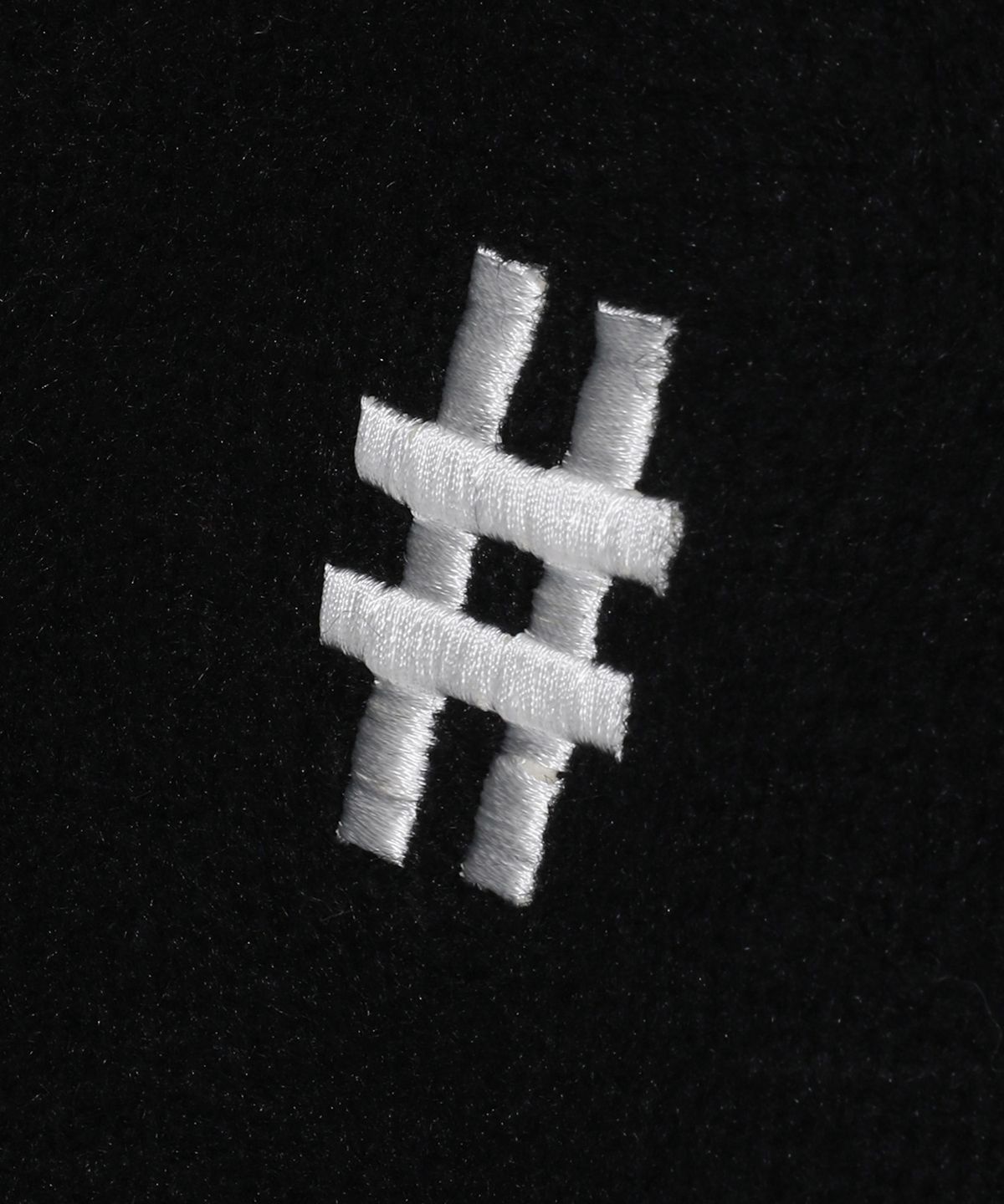 빈트릴(BEENTRILL) 에센셜 터틀넥 투웨이 니트 집업(블랙)