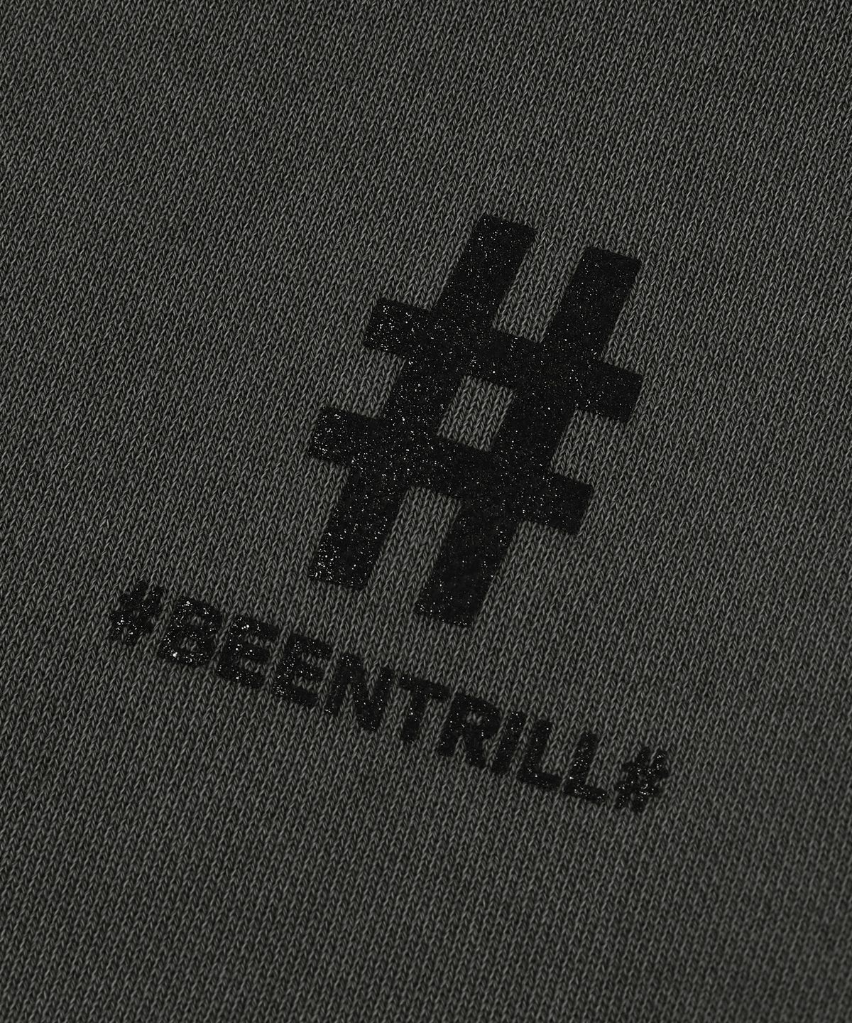 빈트릴(BEENTRILL) 해시태그 피그먼트 맨투맨(챠콜)