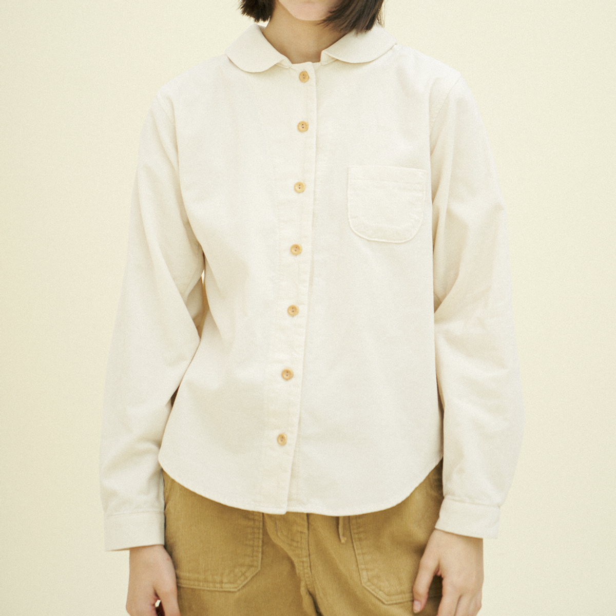 치키타(CHIQUITA) 라운드 셔츠 (코듀로이) 크림 244301SCR