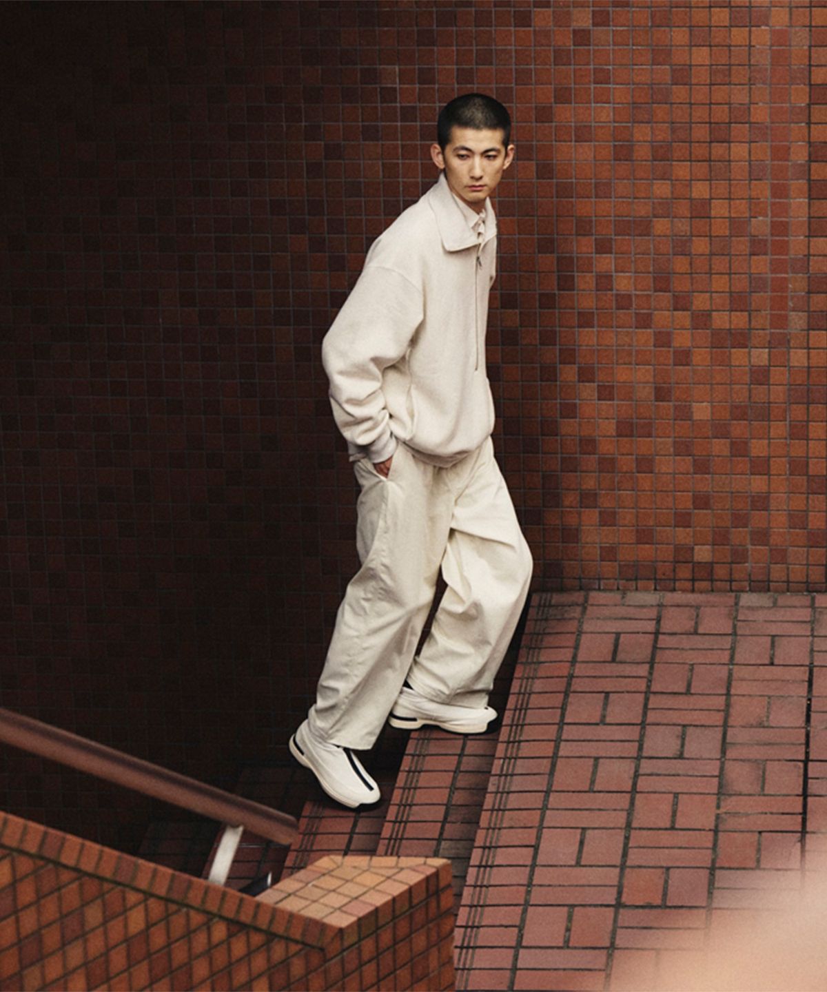 문스타(MOONSTAR) 810s 이굴 White