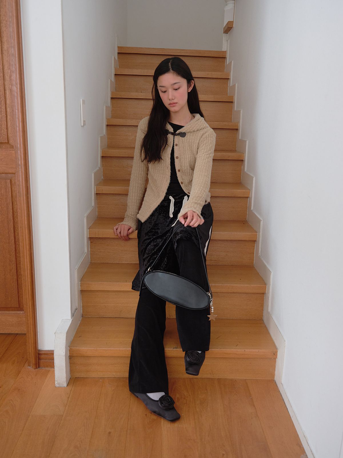 무음(MUWM) 핀치 백 Pinch Bag (Black)