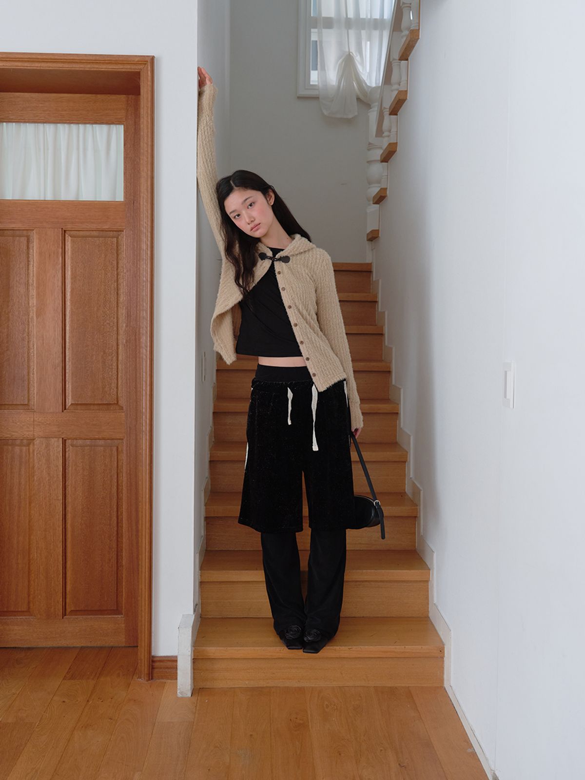 무음(MUWM) 핀치 백 Pinch Bag (Black)