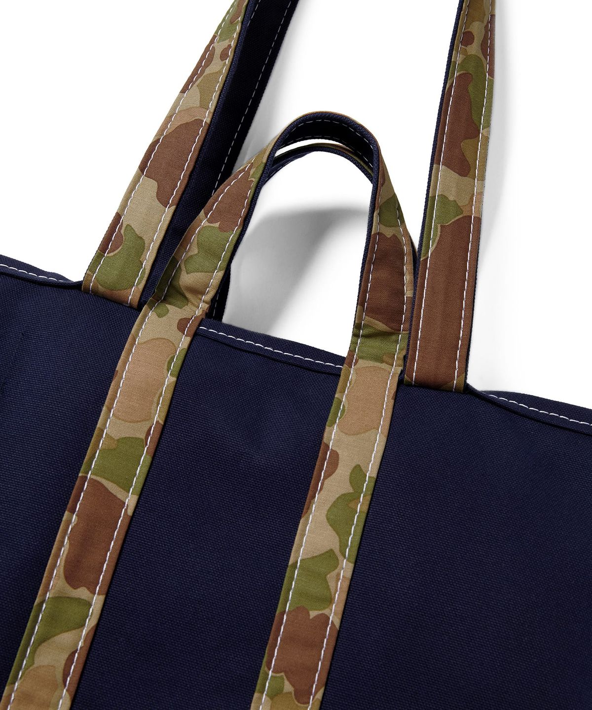 디스이즈네버댓(THISISNEVERTHAT) TNT TEMBEA Market Tote Navy/Camo