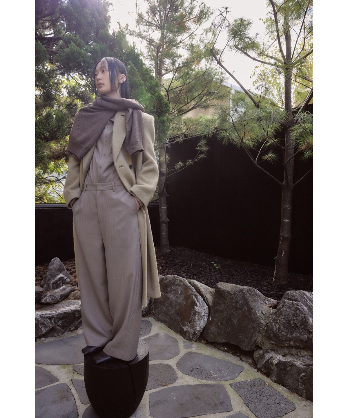 유스(YOUTH) Oversized Double Breasted Coat - Beige