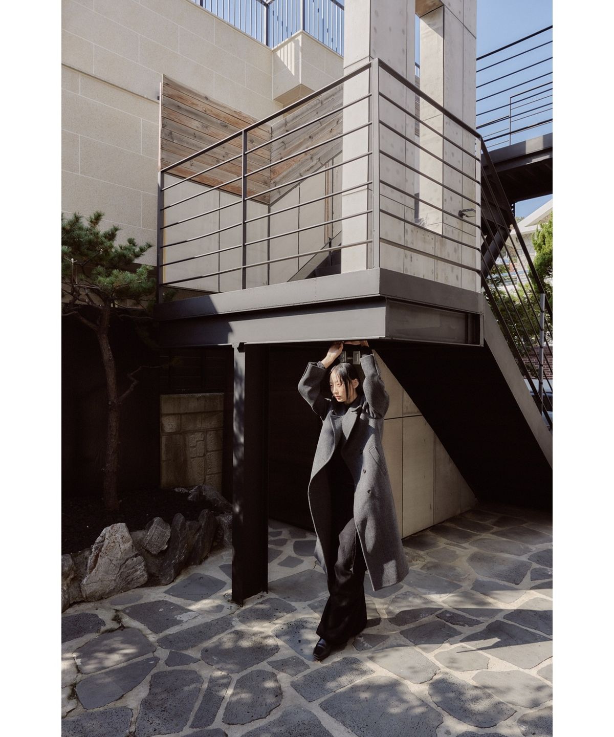 유스(YOUTH) Oversized Double Breasted Coat - Charcoal Grey