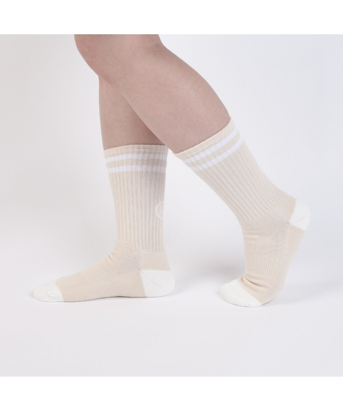 세러데이 레저 클럽(SATURDAY LEISURE CLUB) Leisure Stripe Socks - Light Beige & White