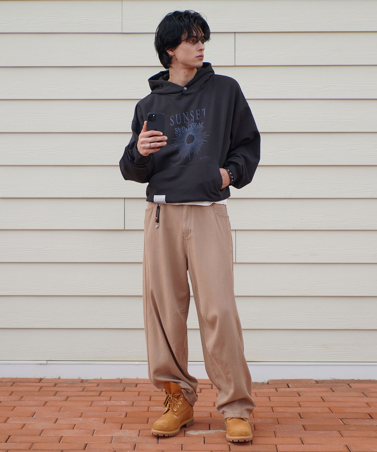 미드선(MIDSUN) Sunset Hoodie-Charcoal