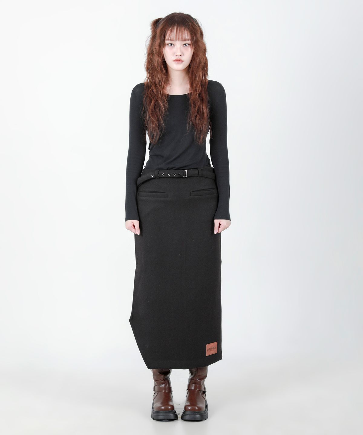 카타르시스(KATHARSIS) 벨트 컷팅 롱  스커트 블랙 ONE SIZE