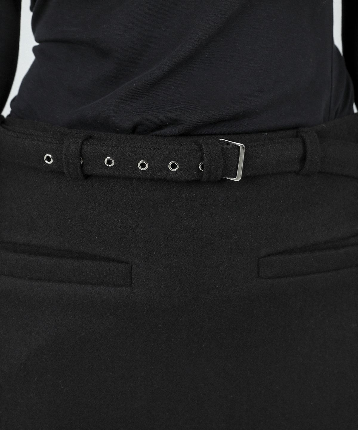 카타르시스(KATHARSIS) 벨트 컷팅 롱  스커트 블랙 ONE SIZE