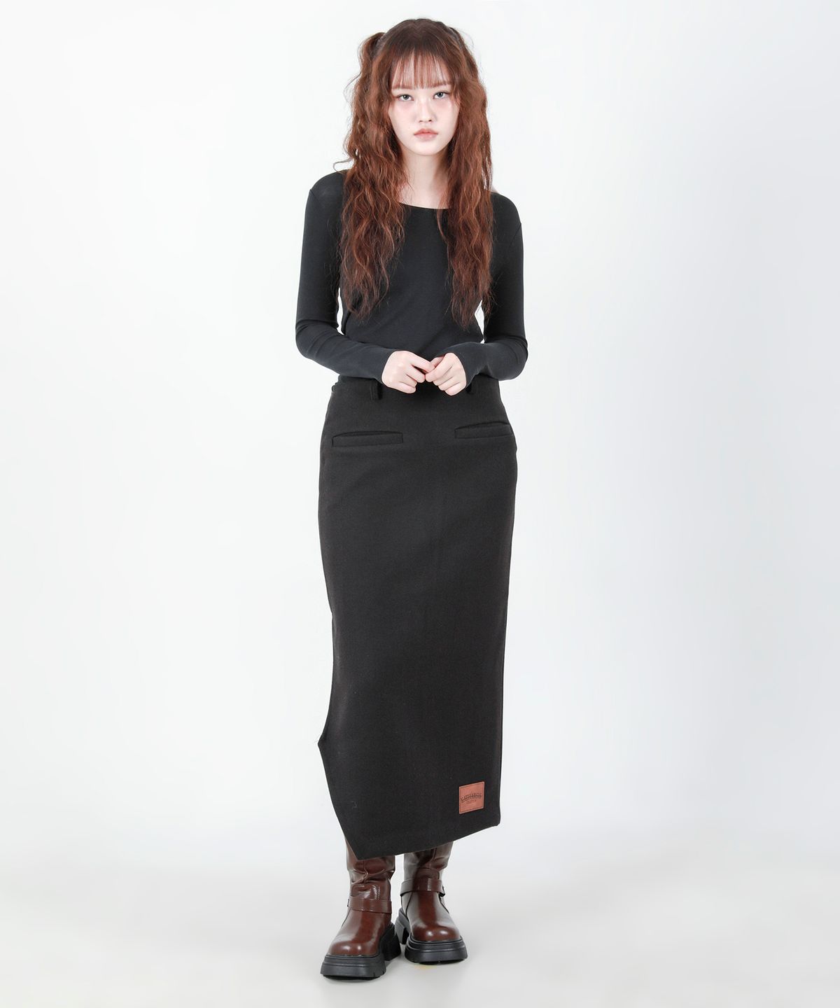 카타르시스(KATHARSIS) 벨트 컷팅 롱  스커트 블랙 ONE SIZE