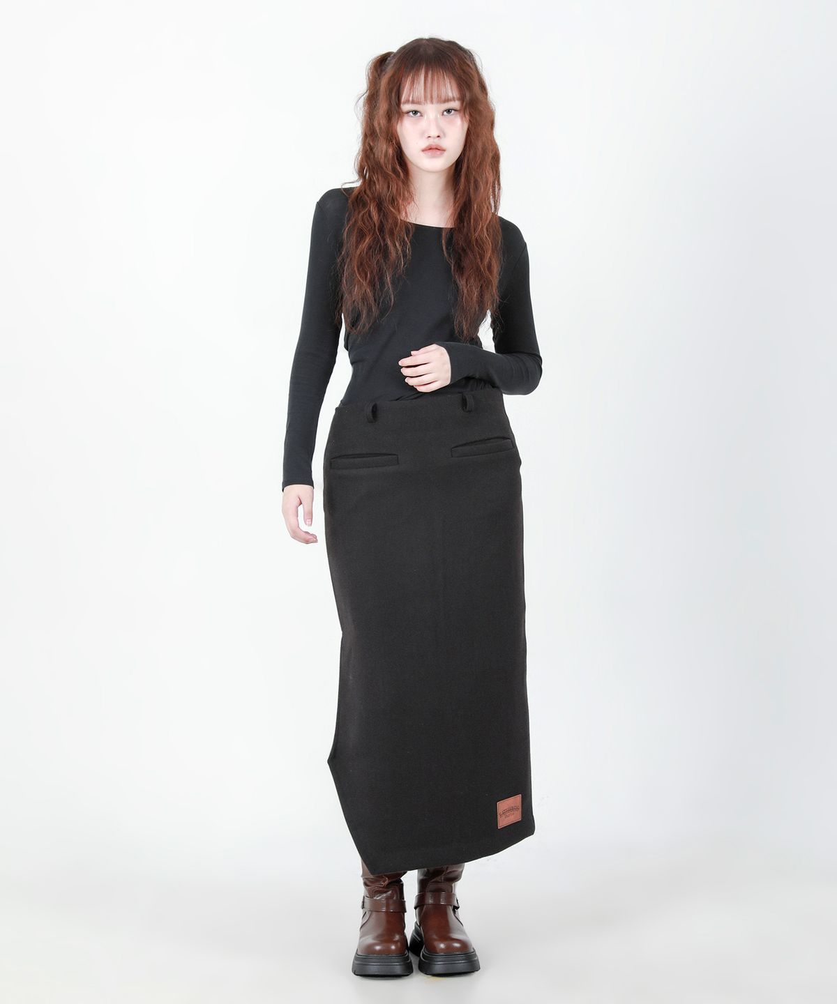 카타르시스(KATHARSIS) 벨트 컷팅 롱  스커트 블랙 ONE SIZE