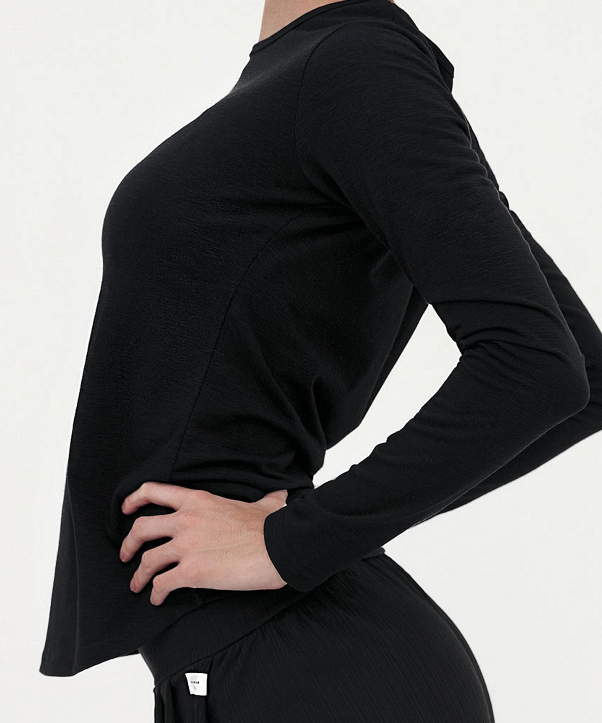 데비웨어(DEVIWEAR) 베이직 슬럽 티셔츠 DEVI-T0117-블랙