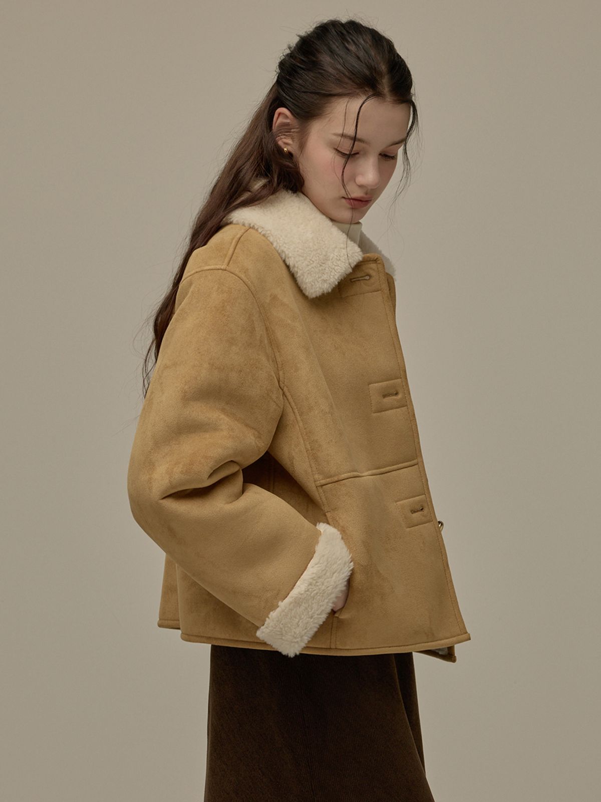비뮤즈맨션(BEMUSE MANSION) Gold button mustang jacket - Beige