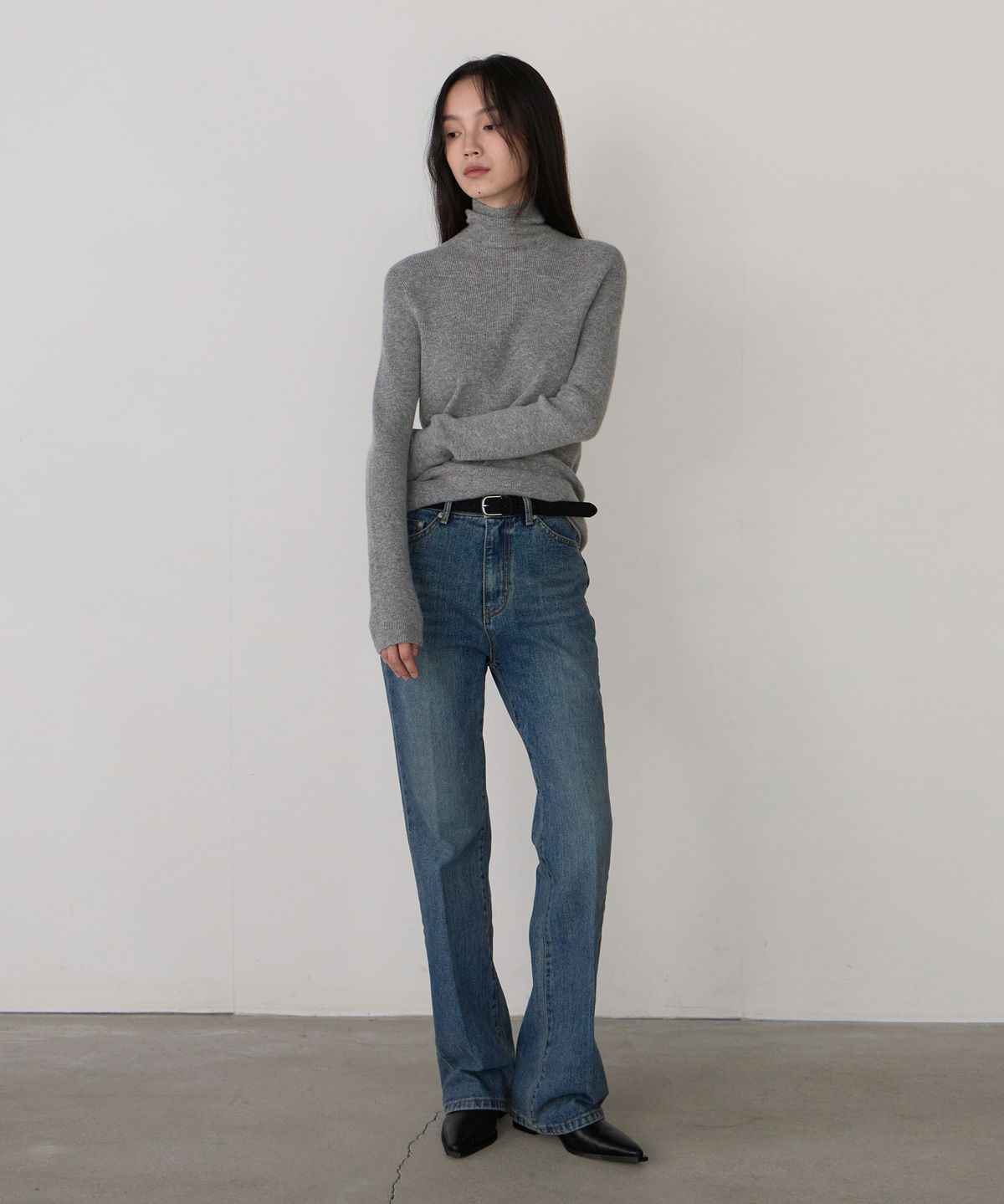 더마고(THEMARGOT) FLEECE FRONT WRINKLE DENIM (BLUE)