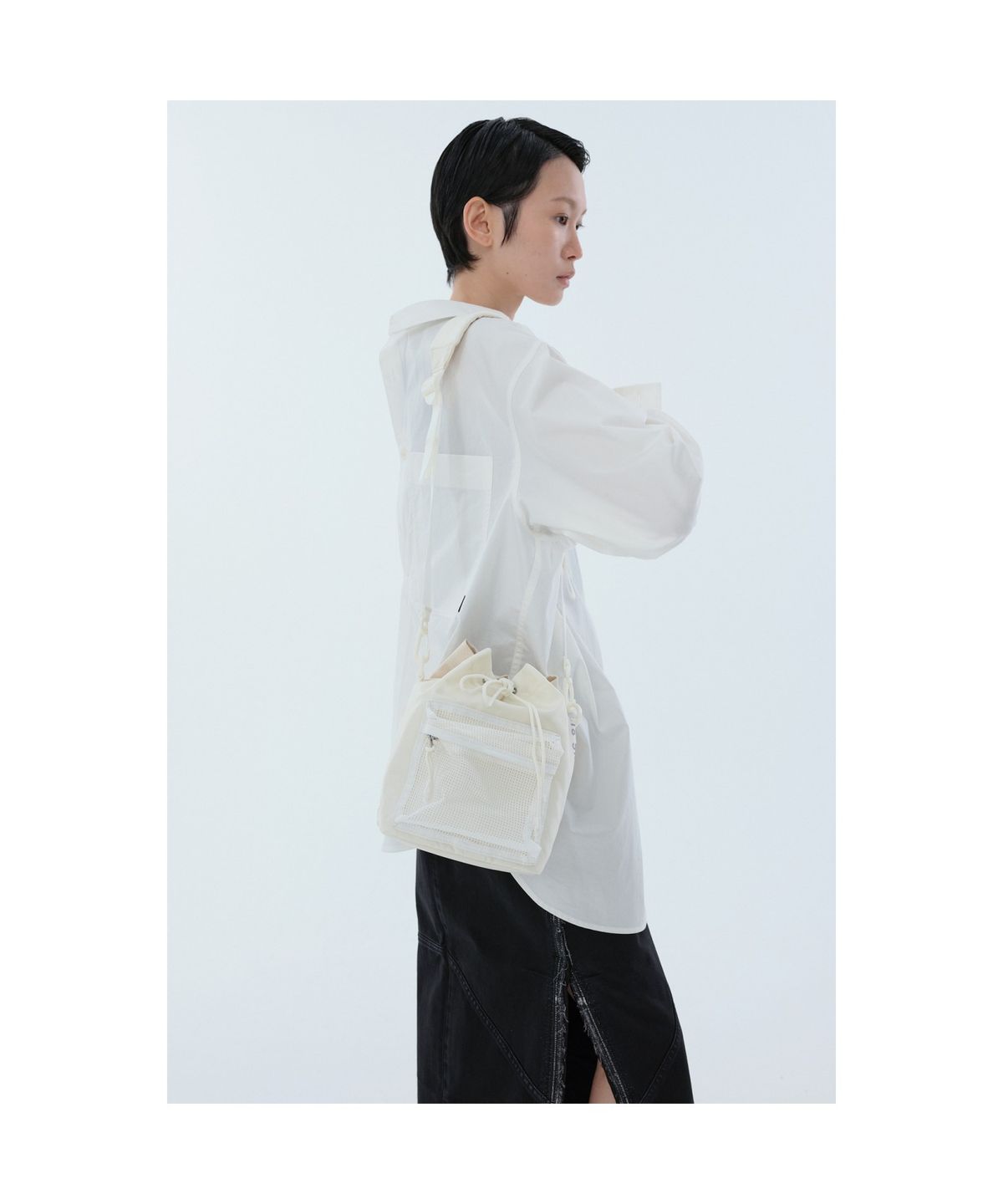 래코드(RECODE) [RE;CODE] Airbag Mesh Bucket bag_RYBAM24813IVX