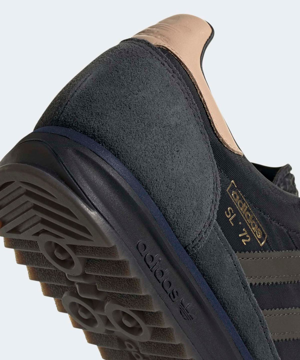 아디다스(ADIDAS) SL 72 RS - 블랙 / IG4646