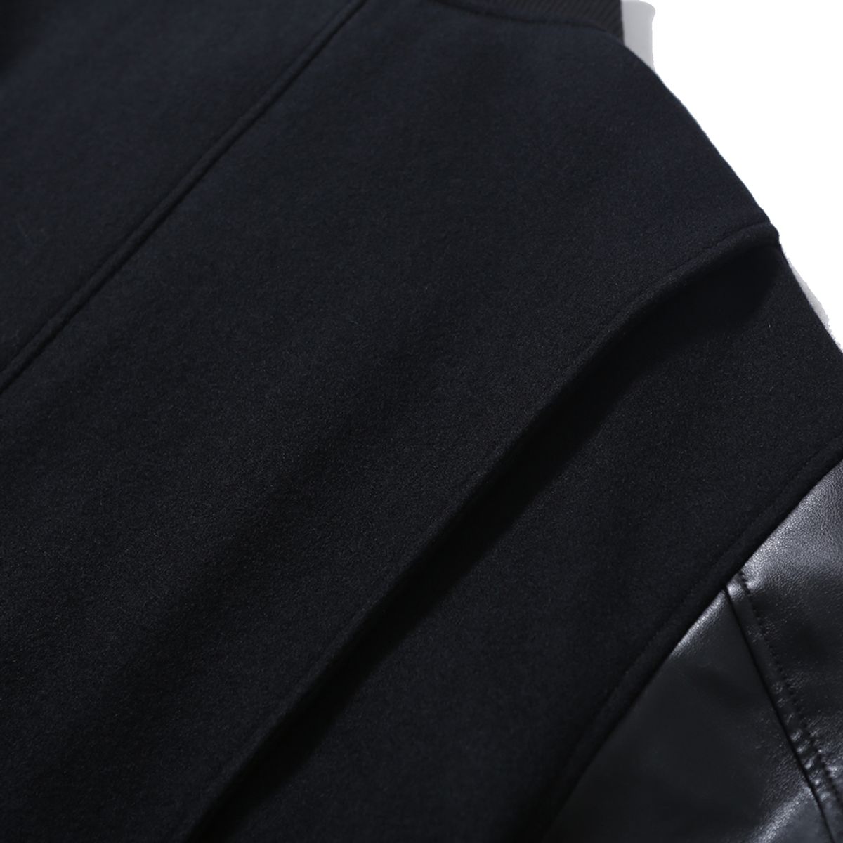 모이프(MOIF) [AW23]STAND COLLAR VARSITY JACKET / BLACK