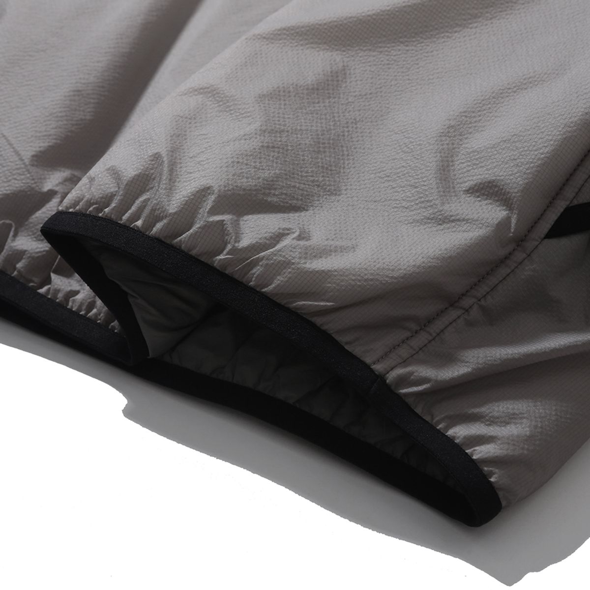 모이프(MOIF) [AW23]OVER TRACK INSULATED HALF-ZIP / GRAY