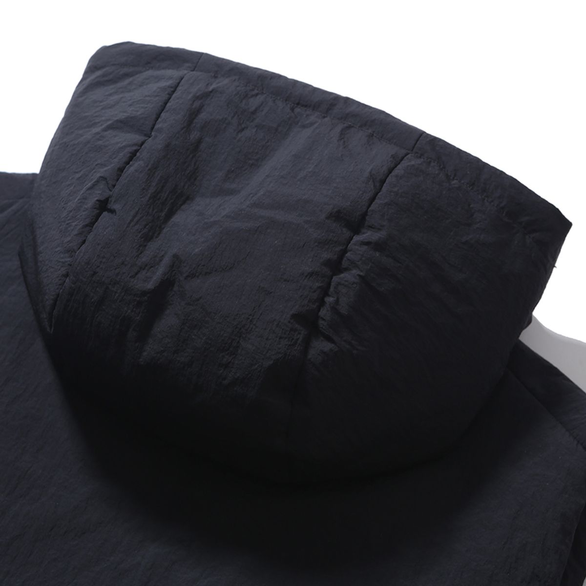 모이프(MOIF) [AW23]HOODED CROP VEST / BLACK