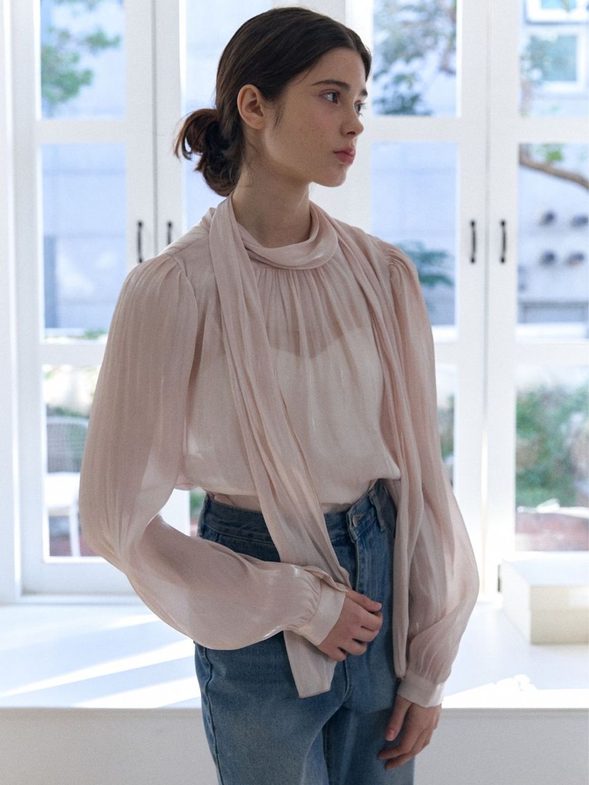 패브릭서울(FABRICSEOUL) tie collar silky glossy blouse_pink