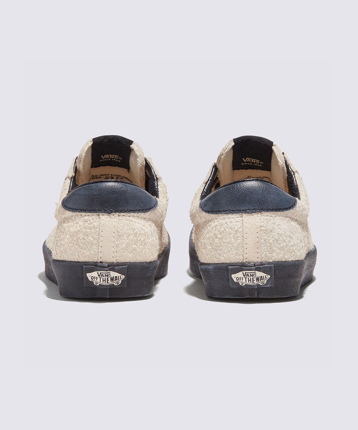 반스(VANS) 스포츠 로우 - (블랙 투 더 플로어) 크렘 브륄레 / VN000D09CHW1