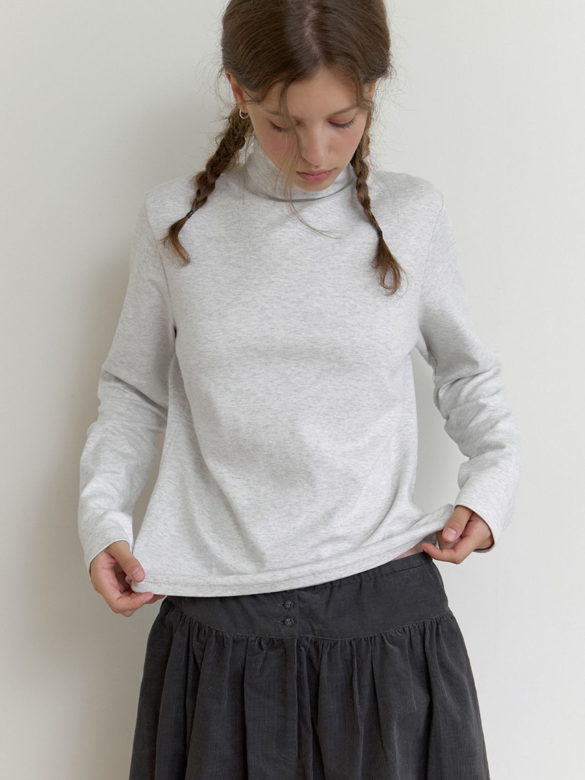 더미튼(THEMITTEN) Avo turtleneck t-shirt (melange gray)