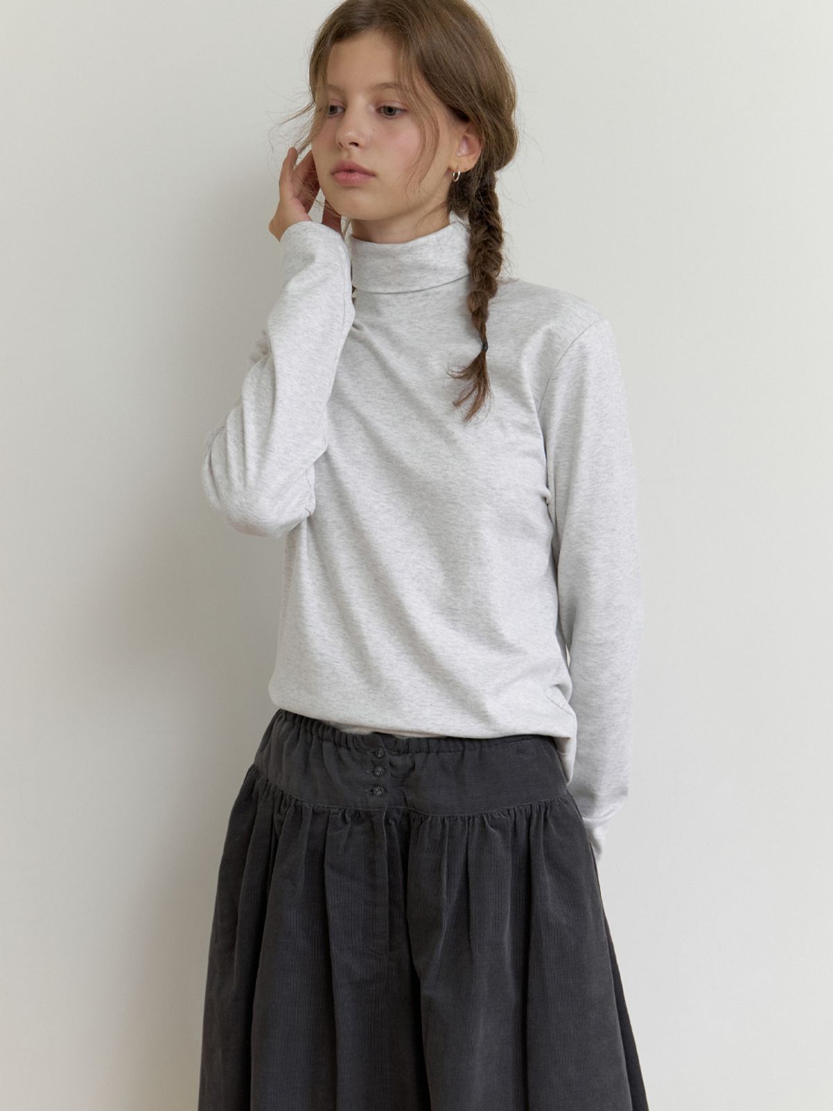 더미튼(THEMITTEN) Avo turtleneck t-shirt (melange gray)