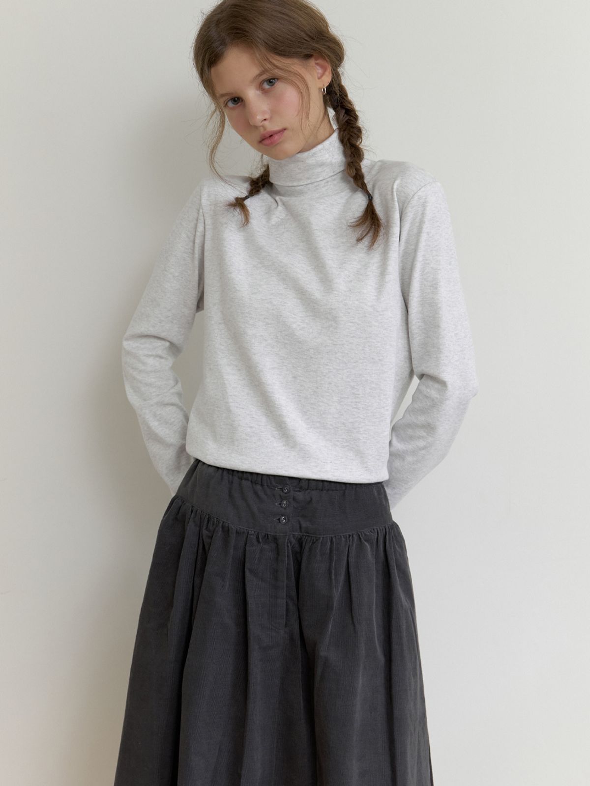 더미튼(THEMITTEN) Avo turtleneck t-shirt (melange gray)
