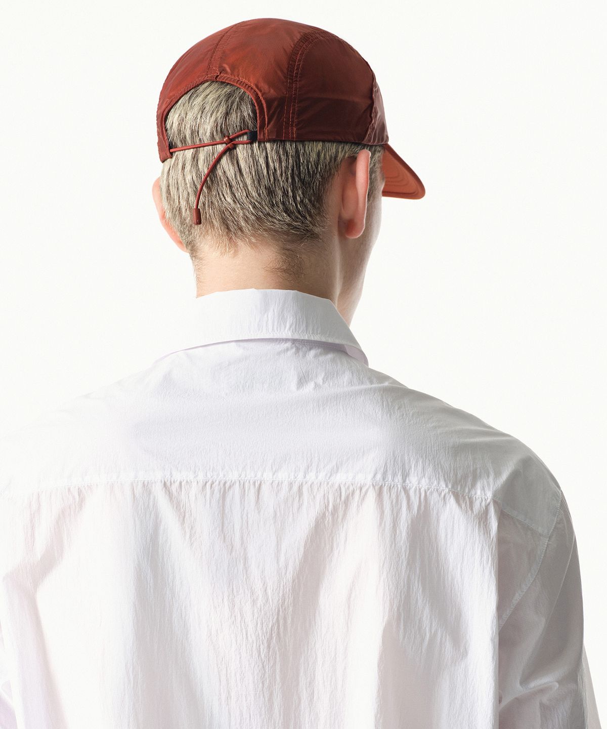 무신사 스탠다드(MUSINSA STANDARD) [시티 레저] 에어웨이트 캠프 캡 [오렌지]