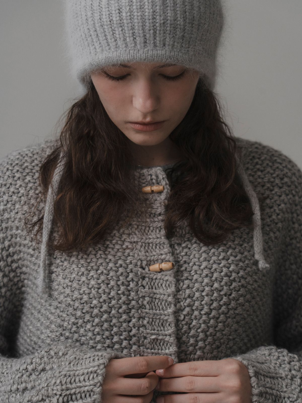 더미튼(THEMITTEN) Woolly duffle cardigan (gray)